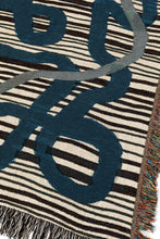 Load image into Gallery viewer, Azule Throw