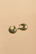 Load image into Gallery viewer, Goldie Earring
