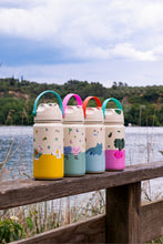 Load image into Gallery viewer, Dancing Hearts - Stainless Steel Bottle (Pre-order 2-3 weeks)
