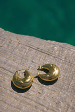 Load image into Gallery viewer, Goldie Earring
